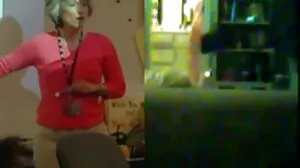 Underbara porn svenska brunettbruden Sasha Sparrow letar efter en cumshot