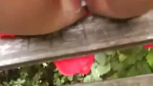 Estetisk brunett MILF Veronica Avluv svenska amatörer xxx hoppar på en lång penis som ett proffs