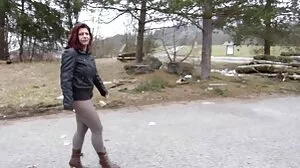 Häpnadsväckande busty mamma svensk amatör porn Shannon Blue knullad i cowgirl pose