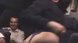 Den sensuella brunetten Tera svensk porr onlyfans Link spetsad av en lång hård kuk