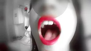 Den fantastiska asiatiska sötnosen Vina Sky är sugen och jävla som ett äldre damer porn proffs