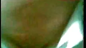 Estetisk pigtailed brunett gillar definitivt kuksugande i POV mogna kvinnor porn