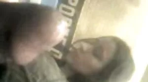 Den mogna damer porr staplade cheerleadern Veronica Rayne blir dumkörd