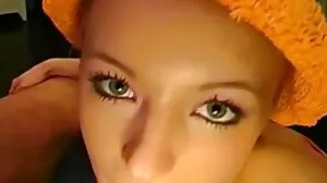 Den söta svensk porr blonda bruden Evelyn Payne knullad av två lyckliga män