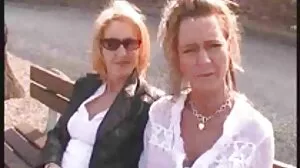 Estetisk MILF med massiva bröst Alura Jenson knullad av stor kuk svensk porr gratis