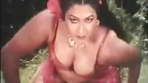 Rödhåriga Lacy Lennon och Leah Winters har en svensk milf xxx mycket passionerad kväll