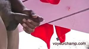 Ebony pornhub svenska tjejer BBW med gigantiska bröst Maserati gnuggar sin våta fitta